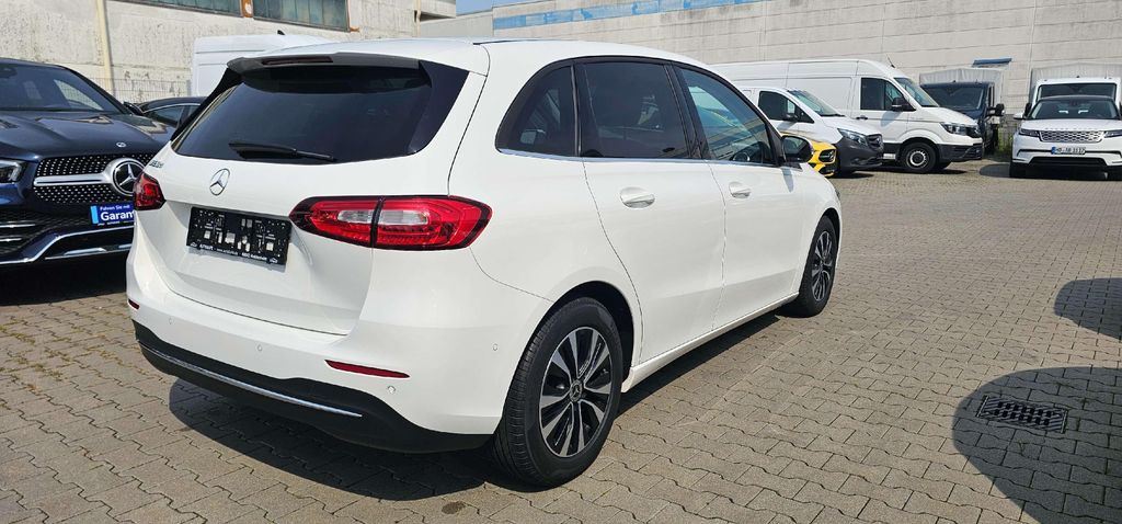 Mercedes-Benz B 180 2021