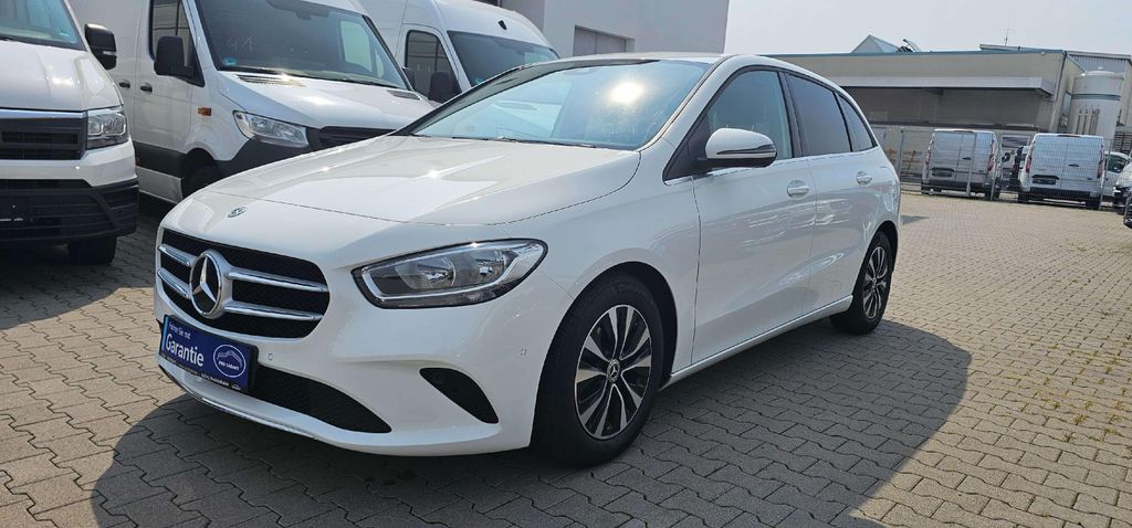 Mercedes-Benz B 180 2021