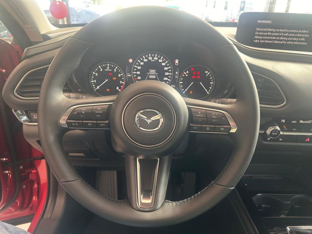 Mazda CX-30 2025