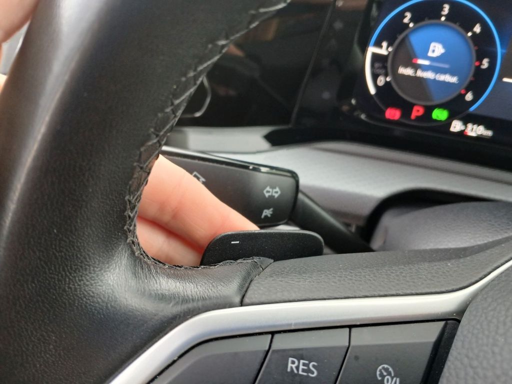 Volkswagen Golf 2021