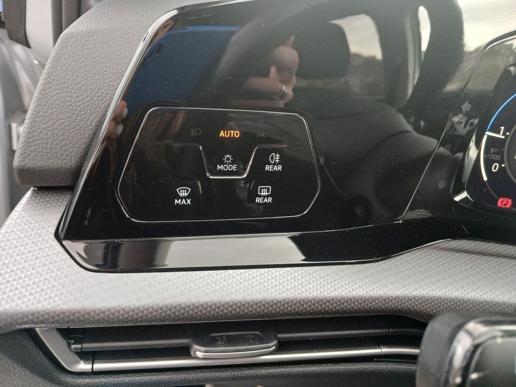 Volkswagen Golf 2021