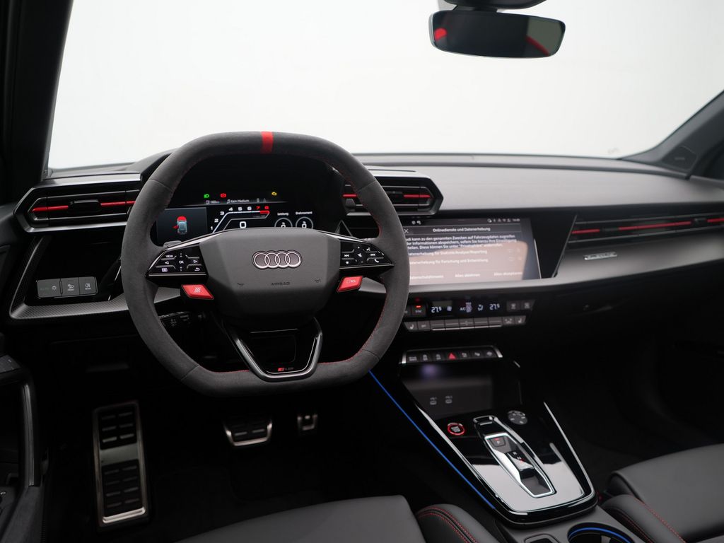 Audi RS3 2025