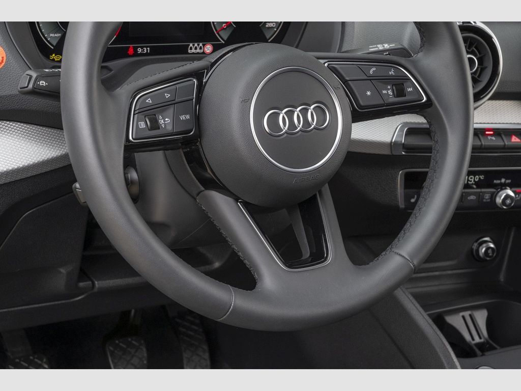 Audi Q2 2024