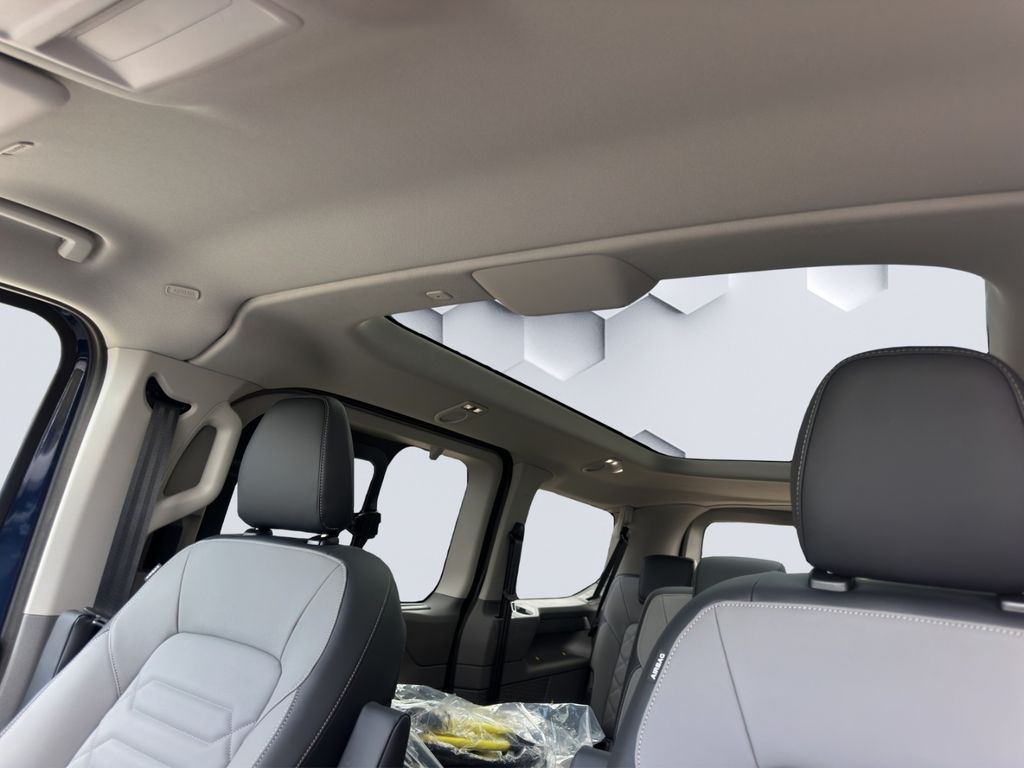 Volkswagen T7 Caravelle