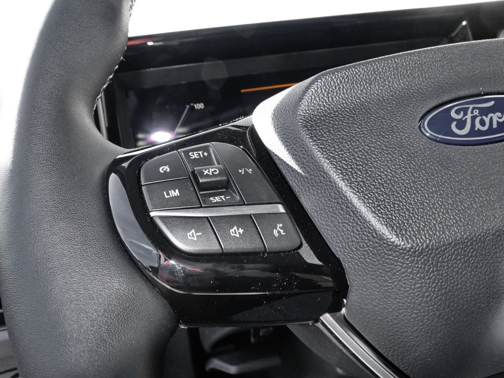 Ford Transit Courier 2025