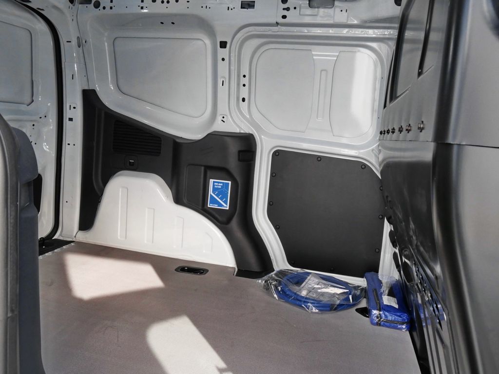Ford Transit Courier 2025