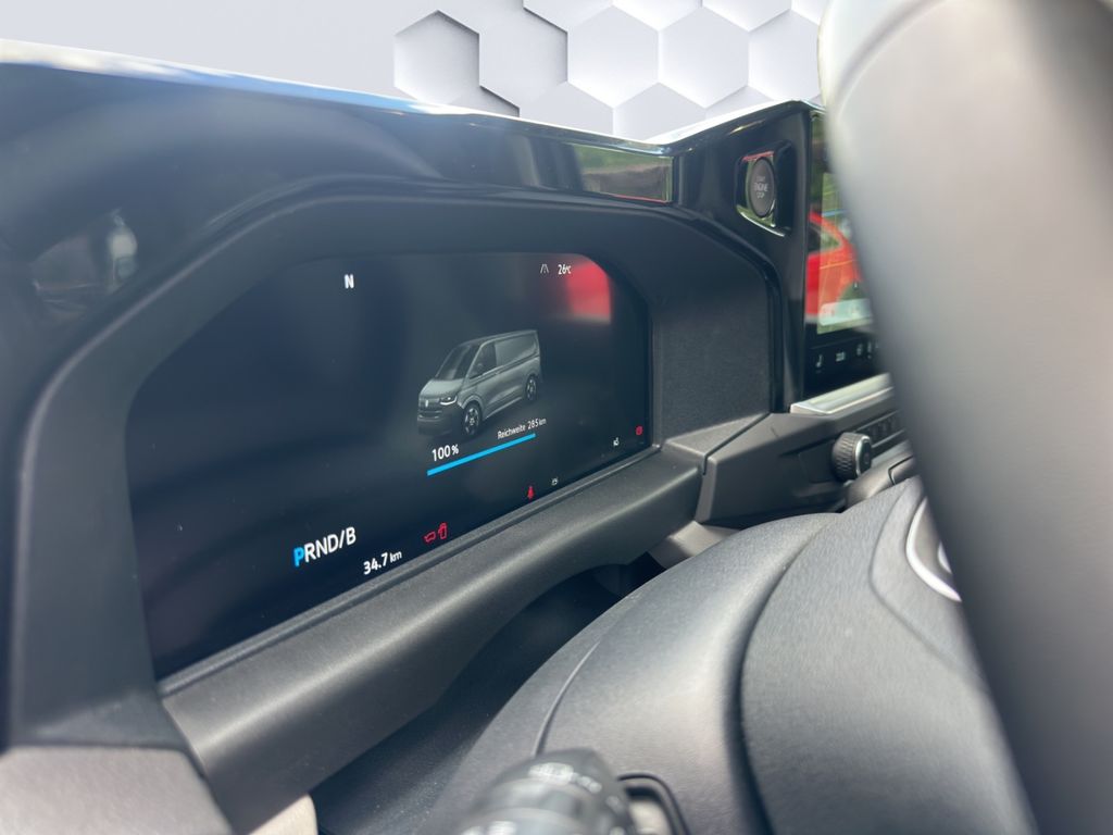 Volkswagen T7 Caravelle