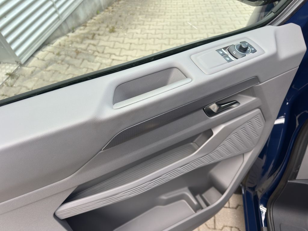 Volkswagen T7 Caravelle