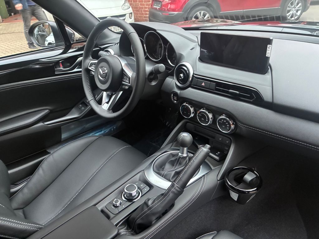 Mazda MX-5 2025