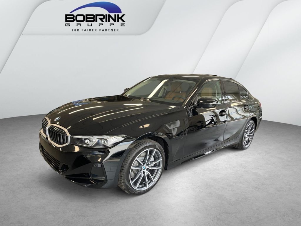 BMW 330 2025