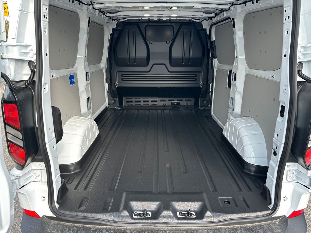 Ford Transit 2025