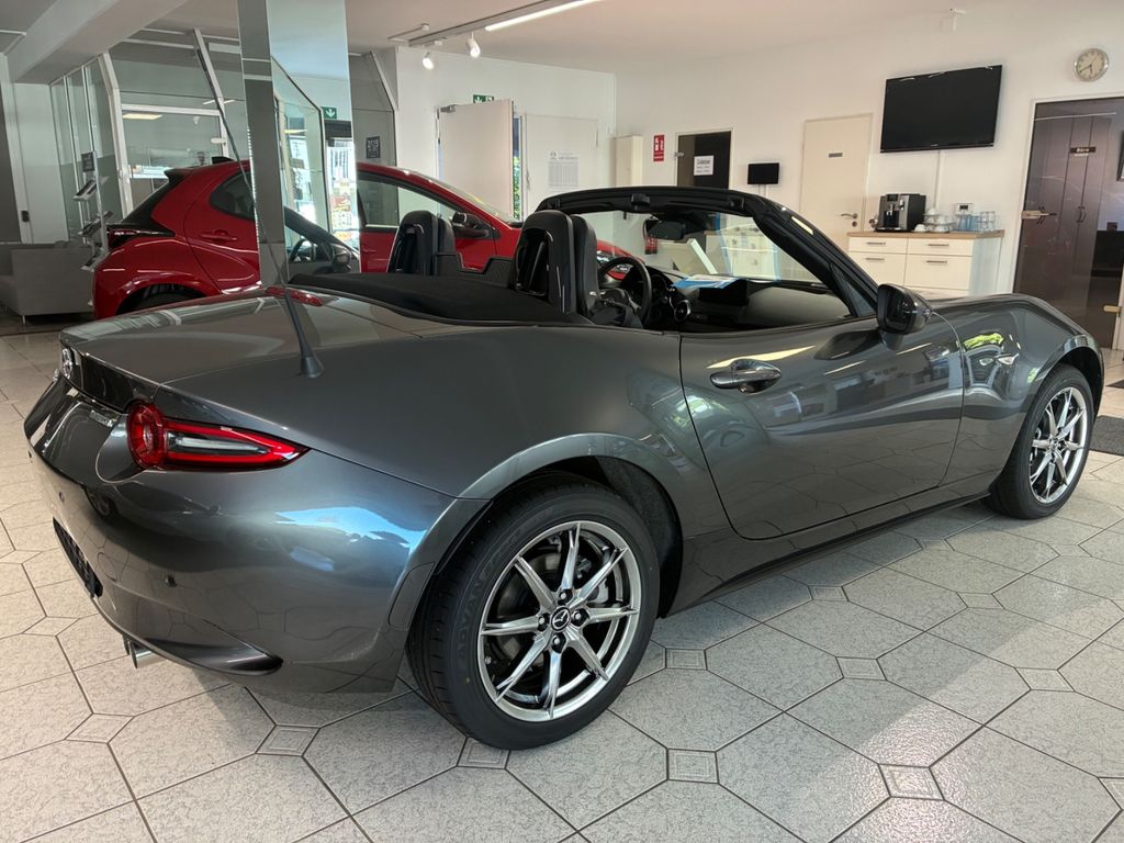 Mazda MX-5 2025