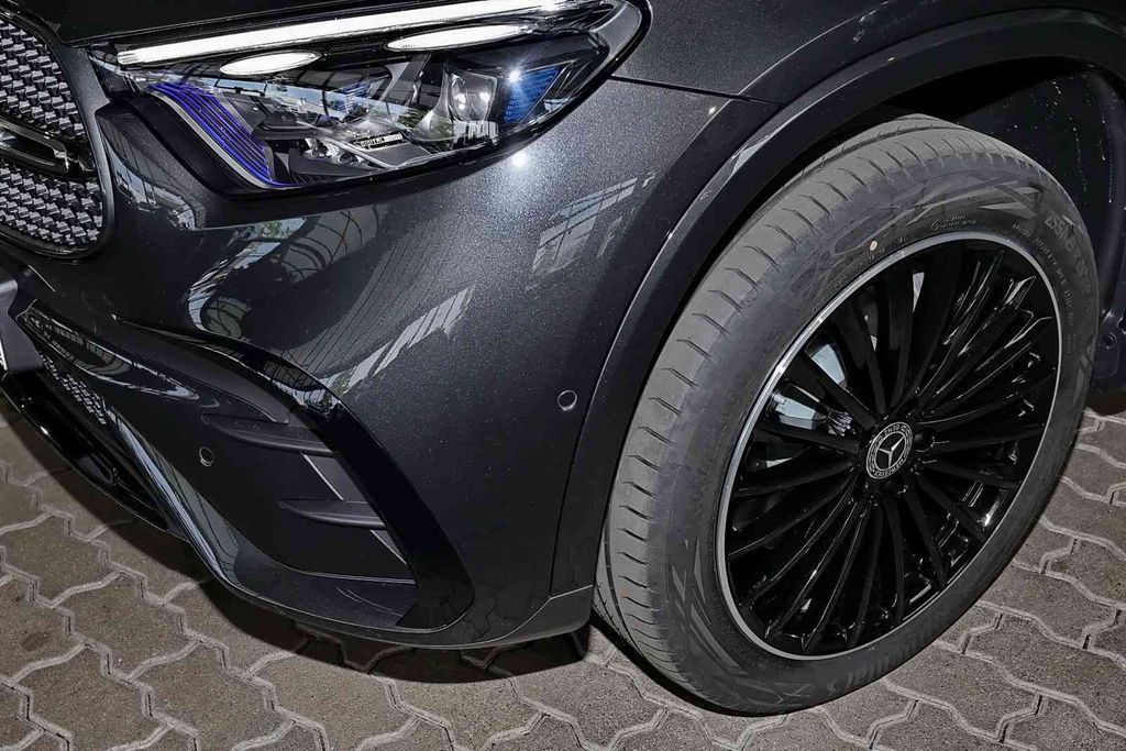 Mercedes-Benz GLC 300 2025