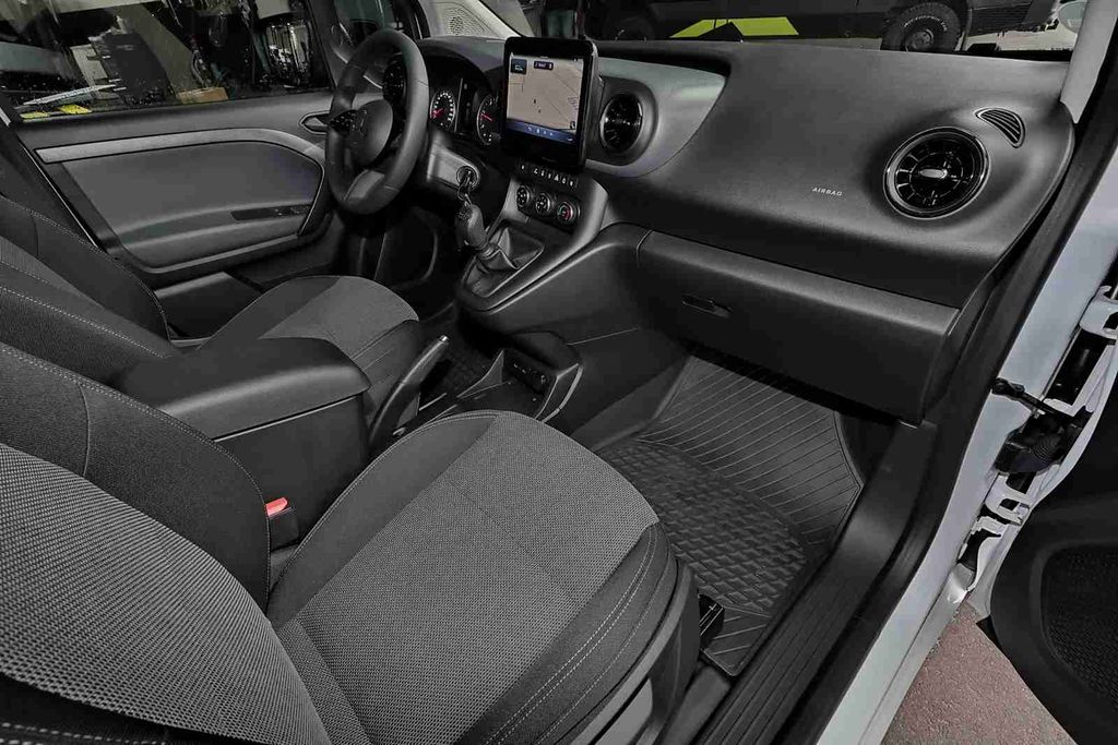 Mercedes-Benz Citan 2025