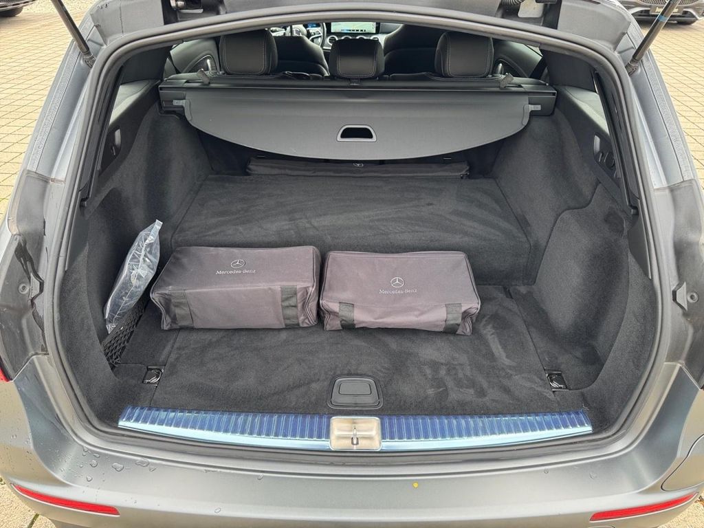 Mercedes-Benz E 300 2022