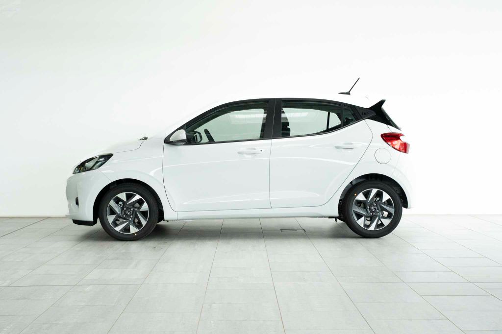Hyundai i10 2025