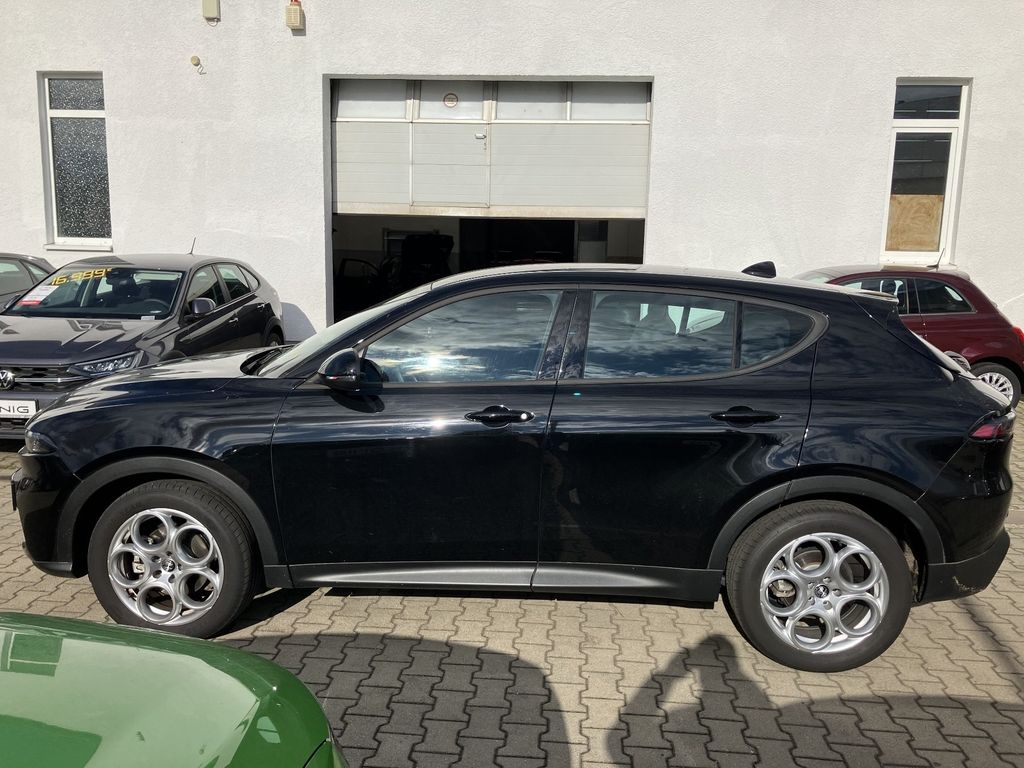 Alfa Romeo Tonale 2023