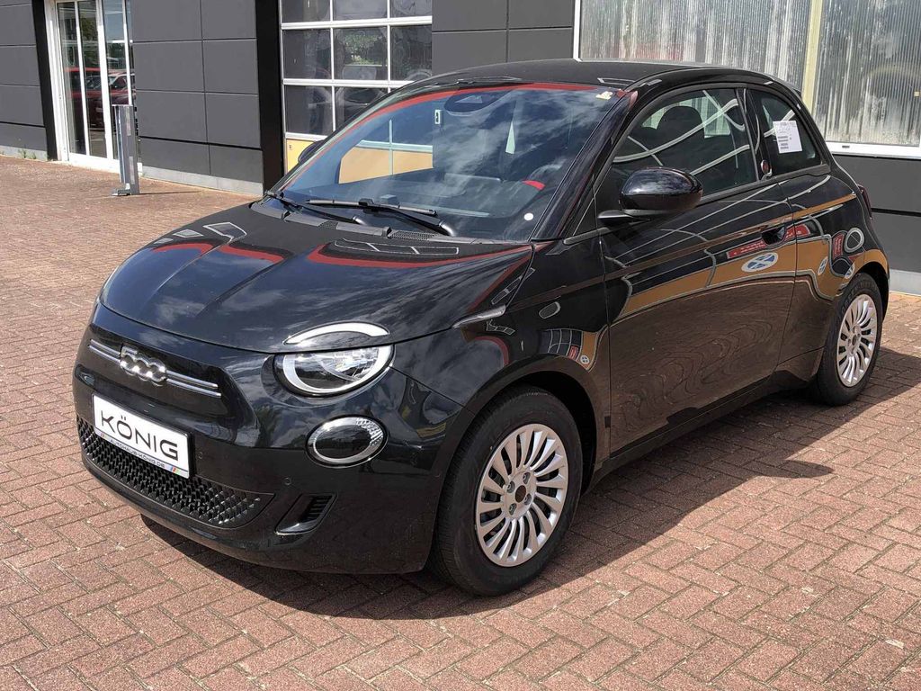 Fiat 500e 2025