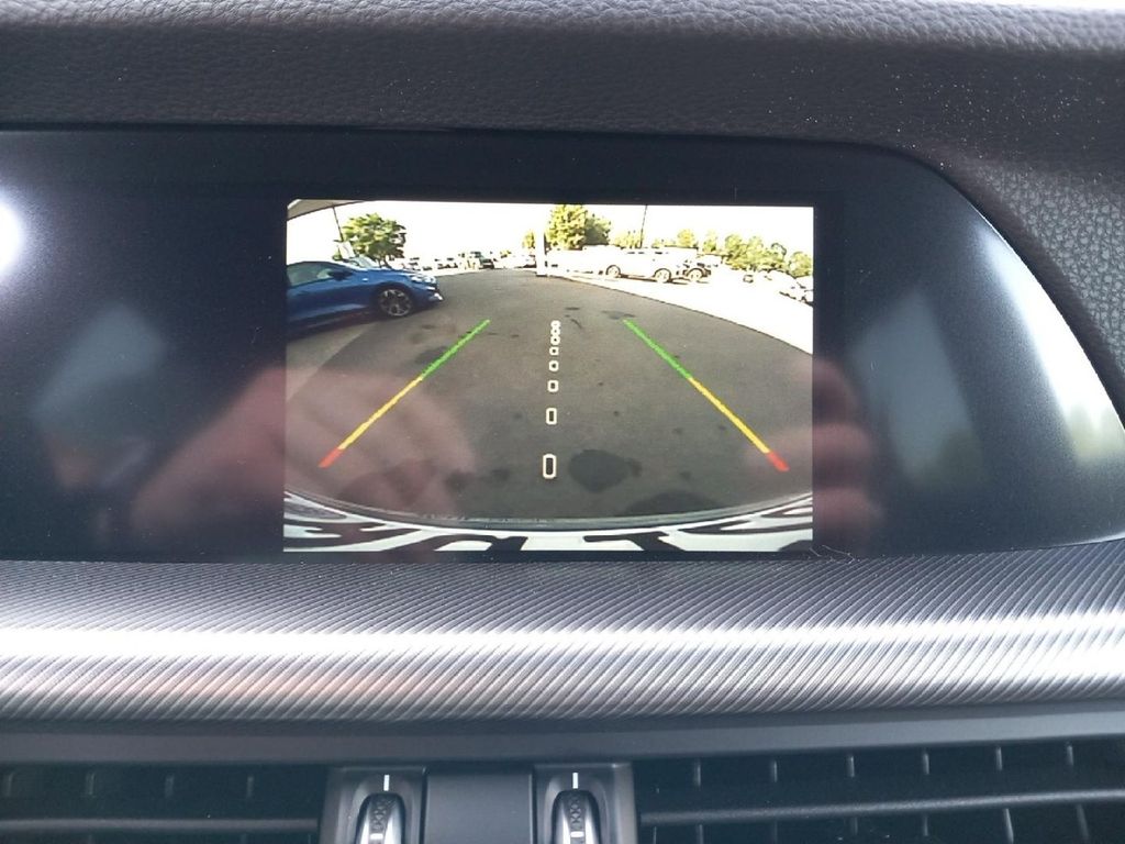 Alfa Romeo Stelvio 2025