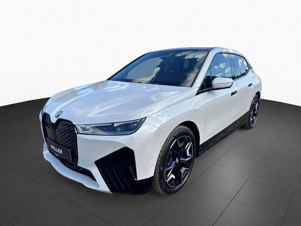 BMW iX 2023