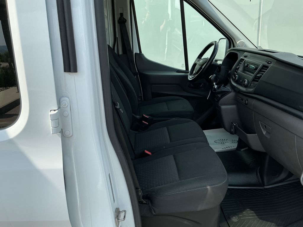 Ford Transit 2019