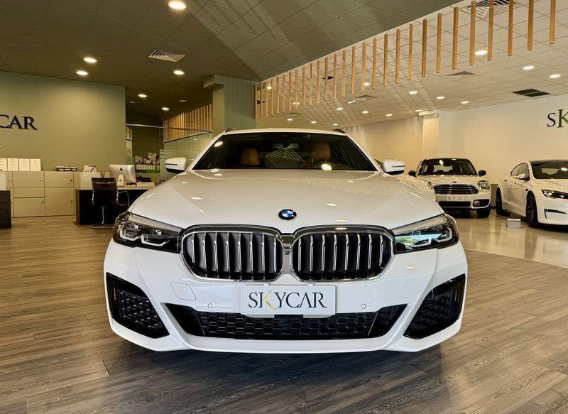 BMW 520 2023