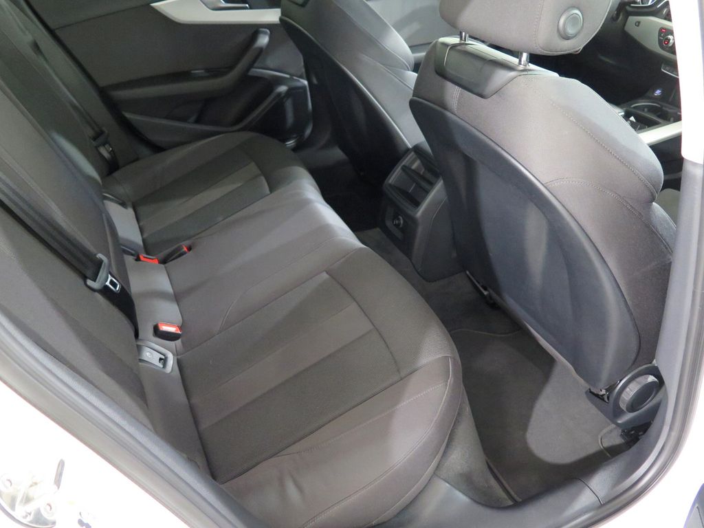 Audi A4 2022