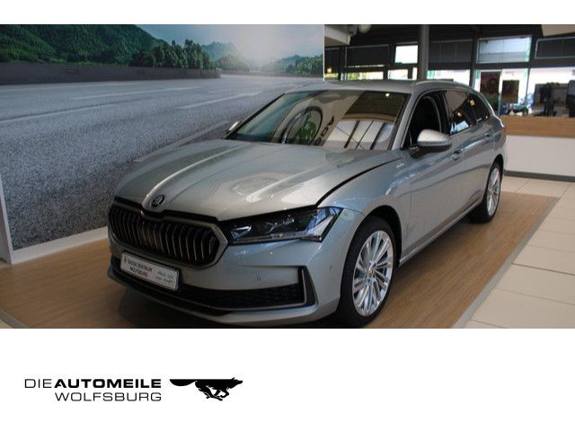 Skoda Superb 2025