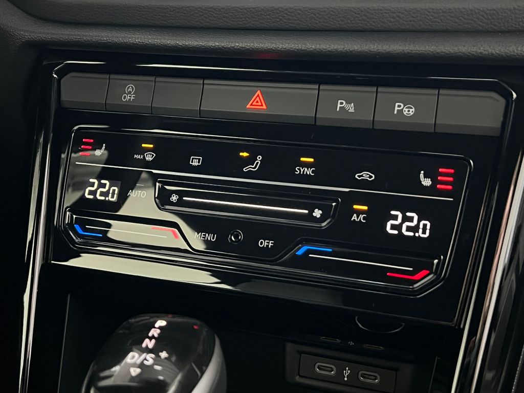 Volkswagen T-Roc 2024