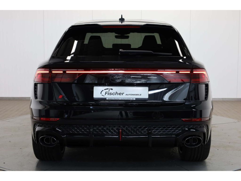 Audi RSQ8 2025