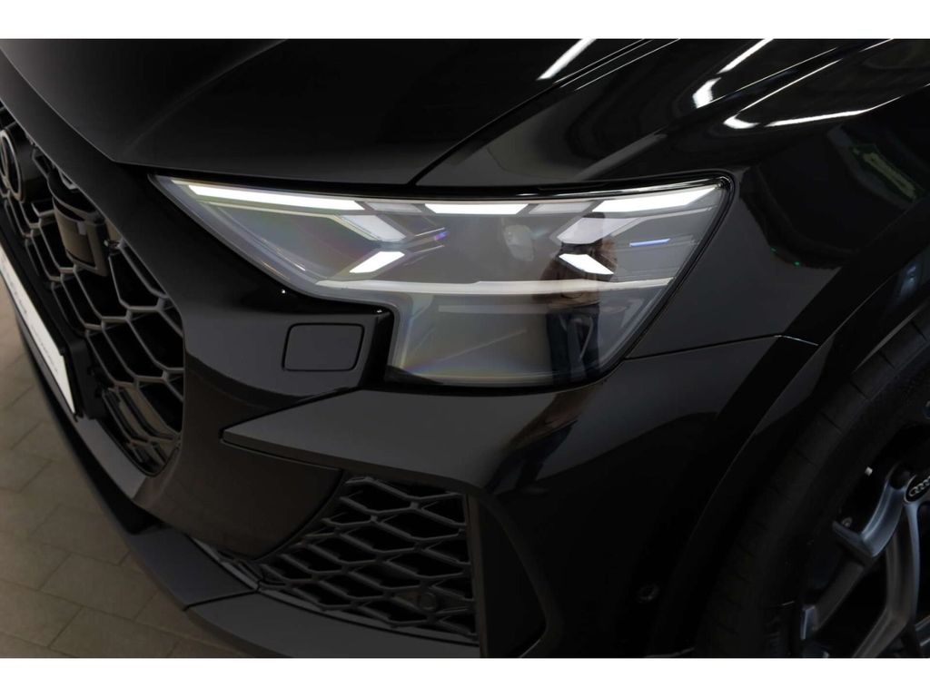 Audi RSQ8 2025