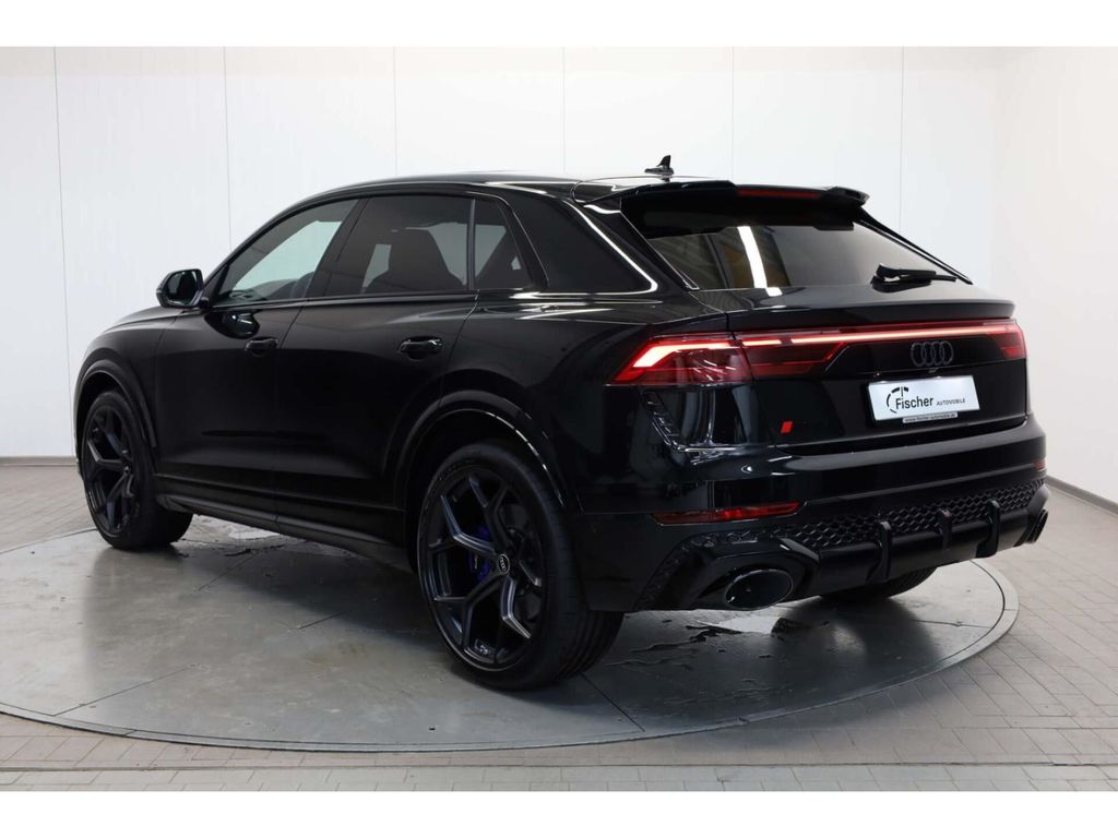 Audi RSQ8 2025