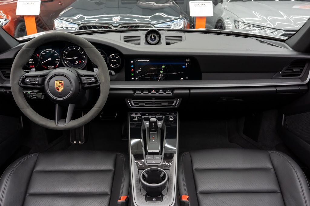 Porsche 911 2021