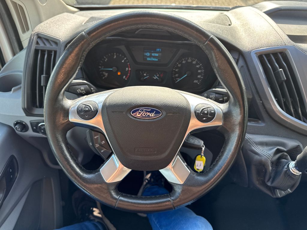 Ford Transit 2019