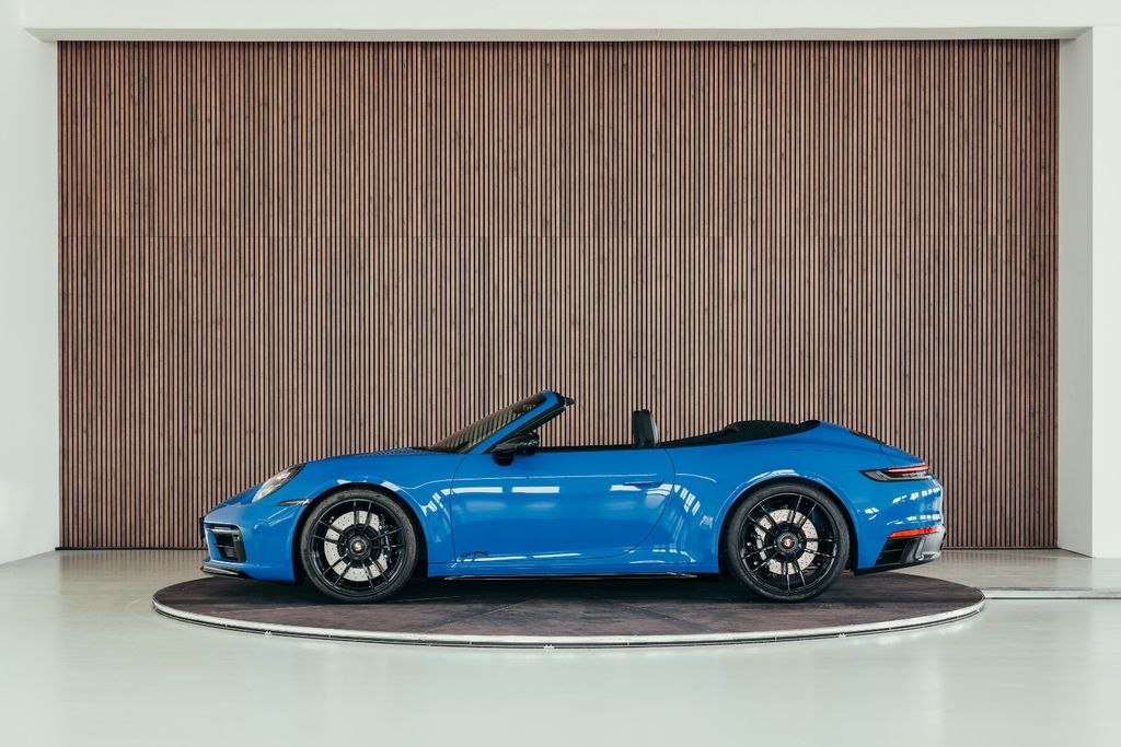 Porsche 992 2023