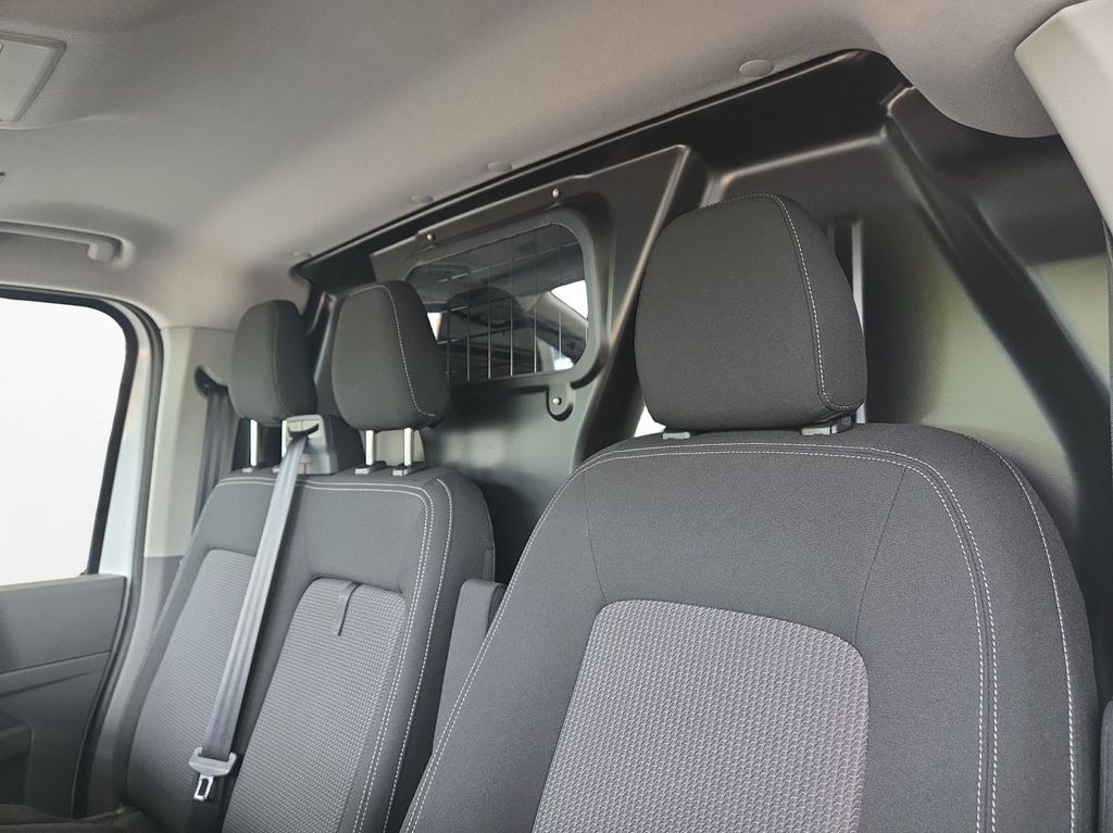 Volkswagen T7 Transporter