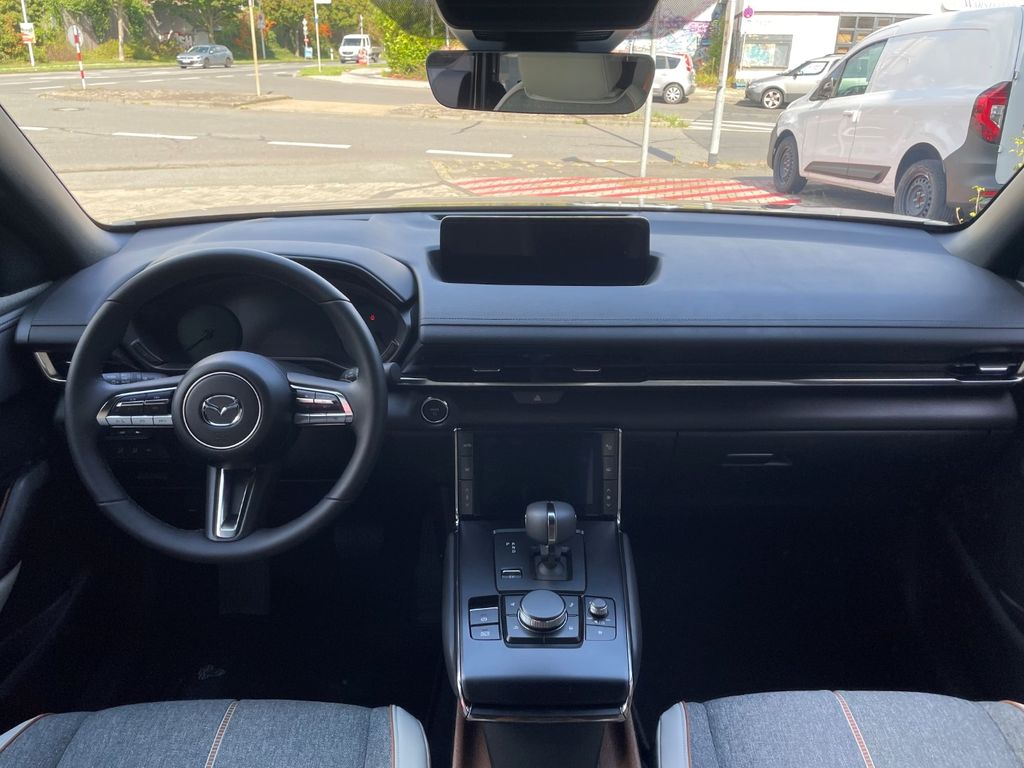 Mazda MX-30 2025