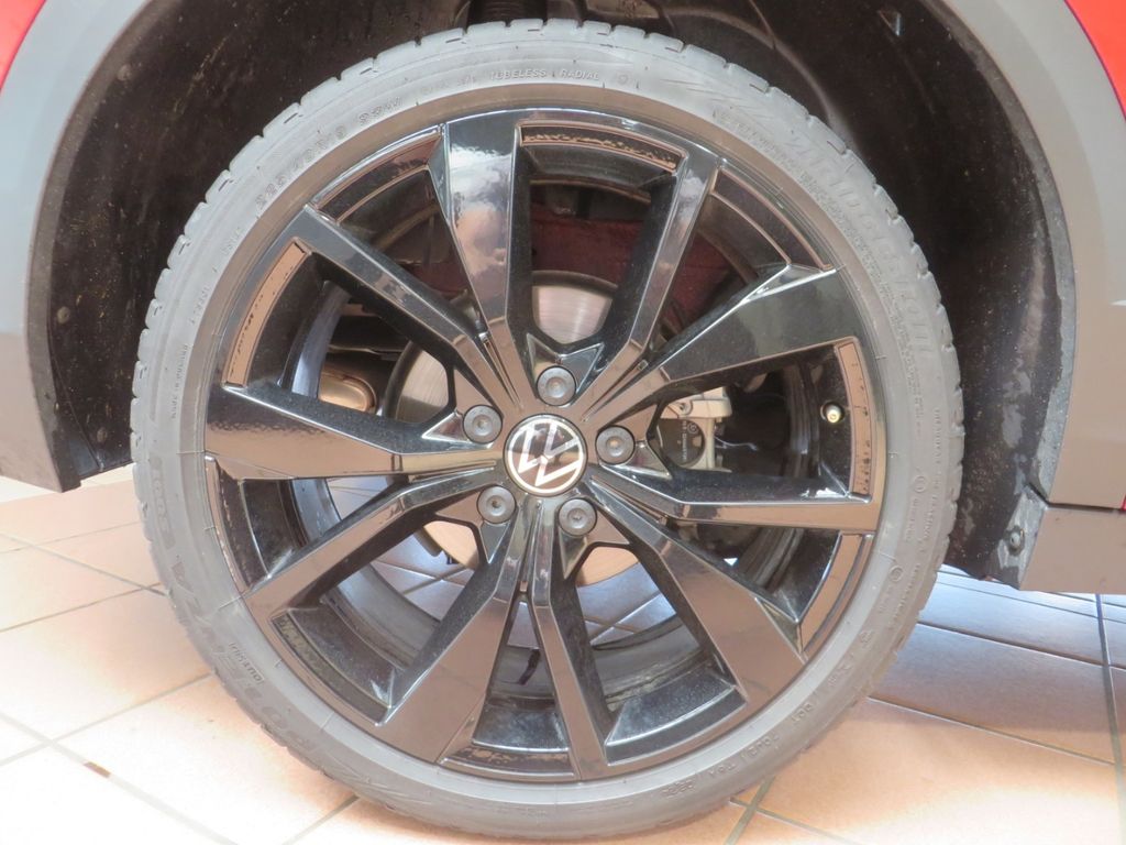 Volkswagen T-Roc 2024