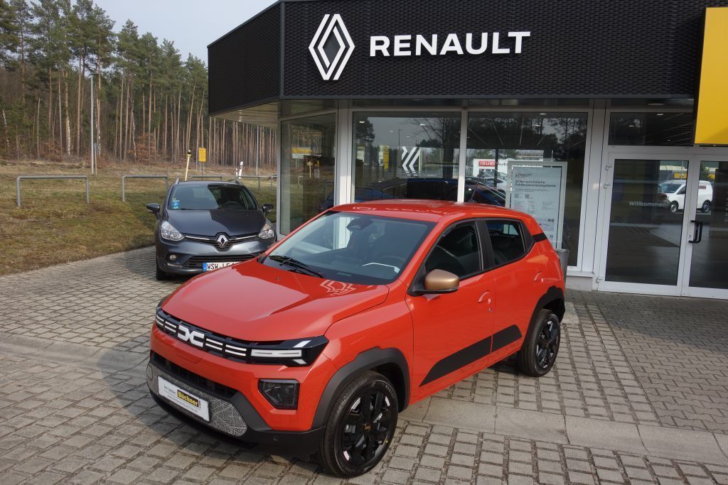 Dacia Spring 2025