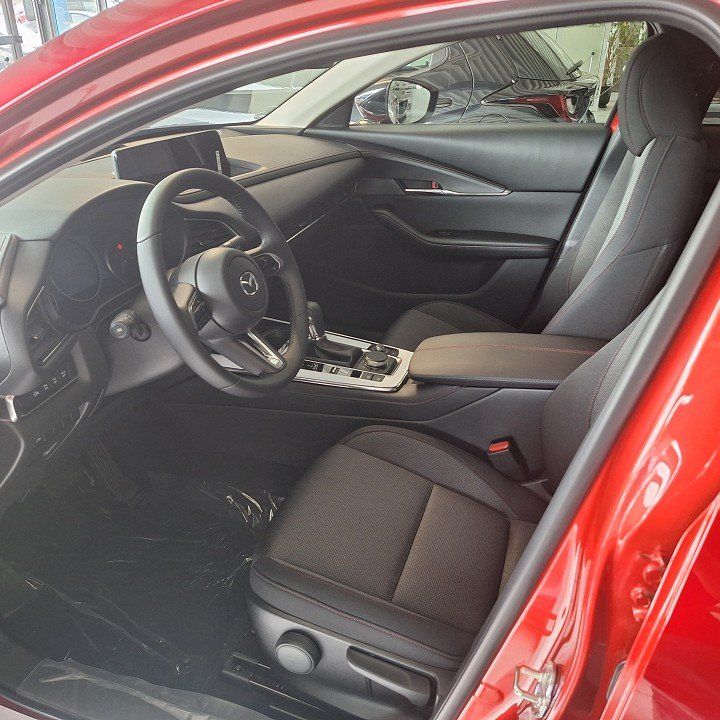 Mazda CX-30 2025