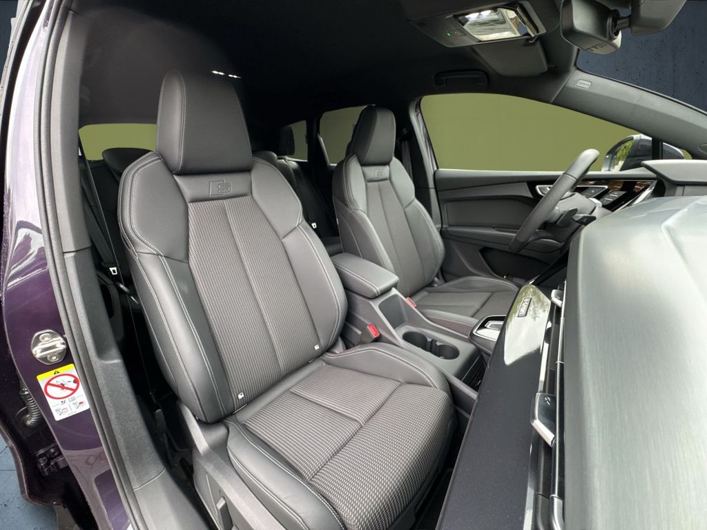 Audi Q4 e-tron 2025