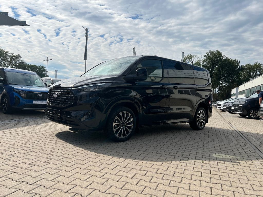 Ford Tourneo Custom 2025
