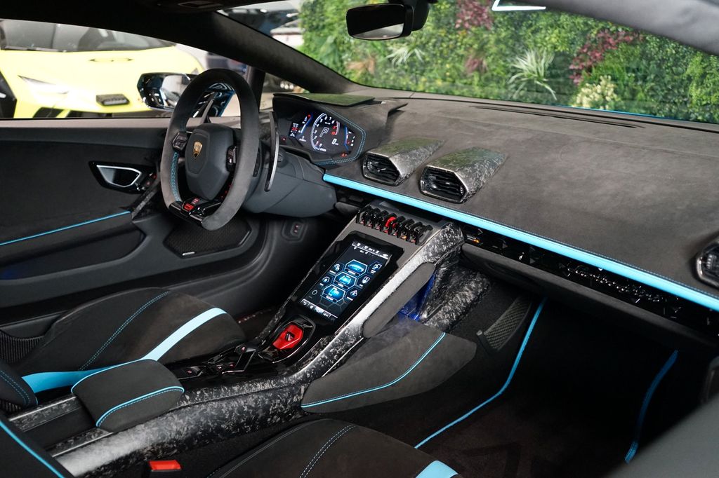Lamborghini Huracán 2022
