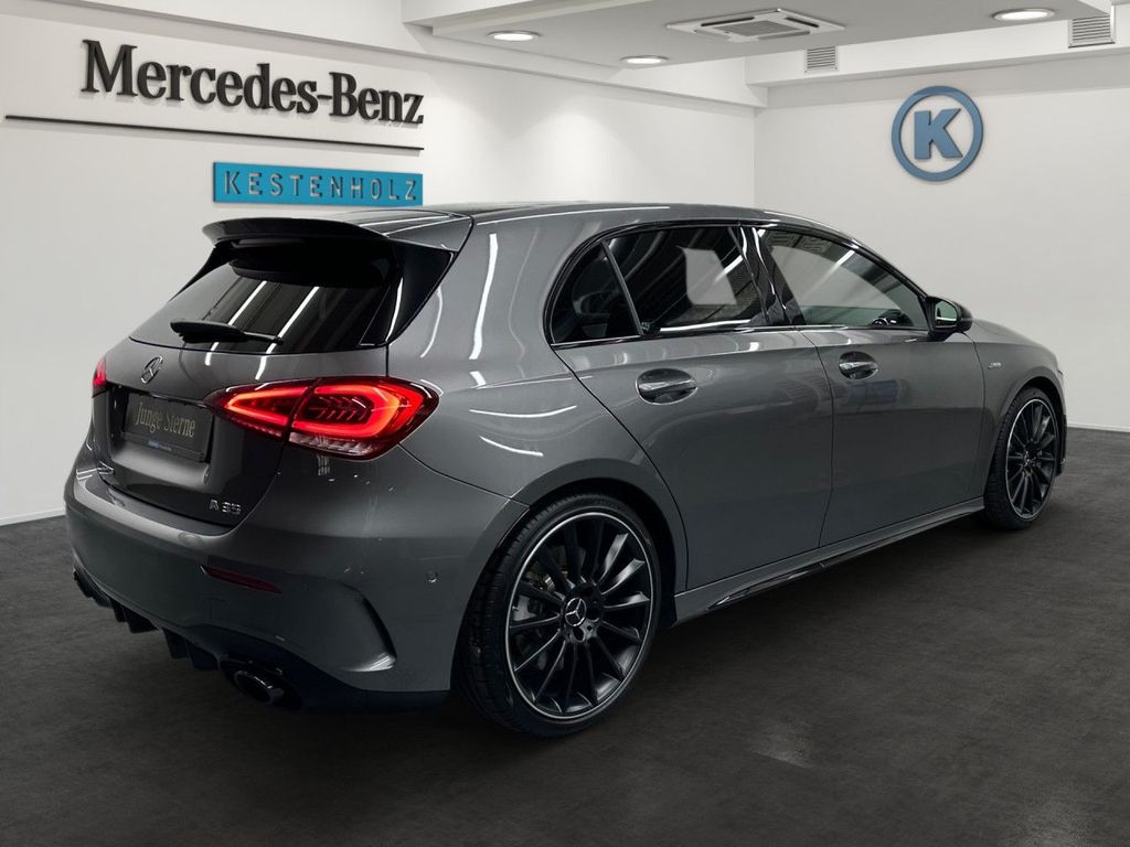 Mercedes-Benz A 35 AMG 2022