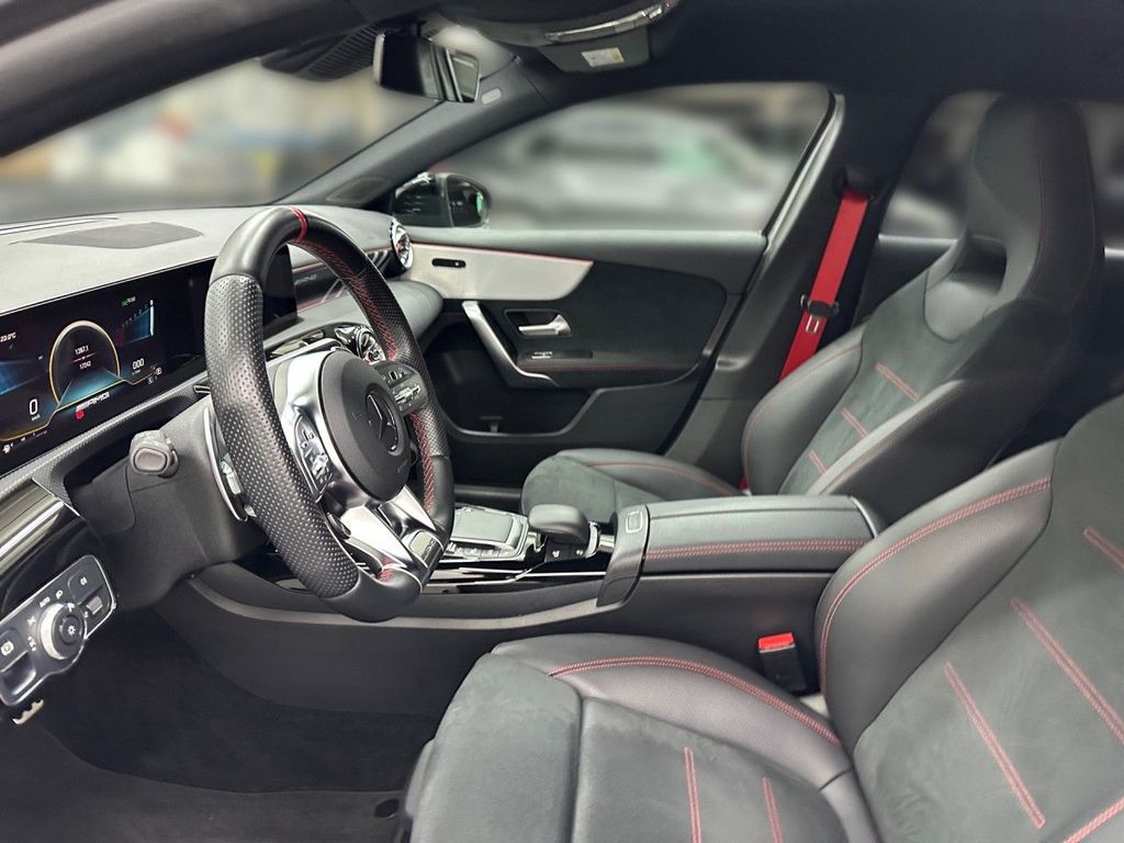 Mercedes-Benz A 35 AMG 2022