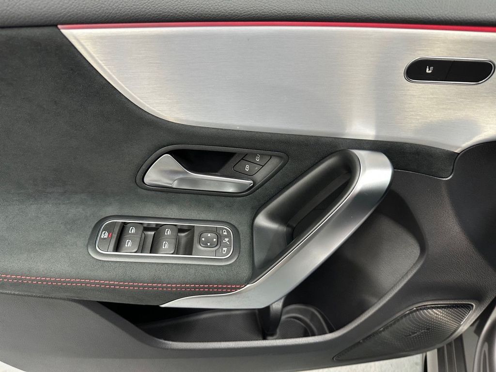 Mercedes-Benz A 35 AMG 2022