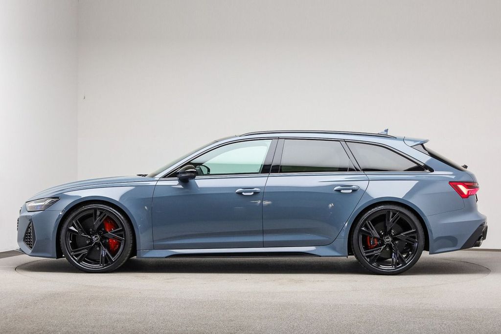 Audi RS6 2025