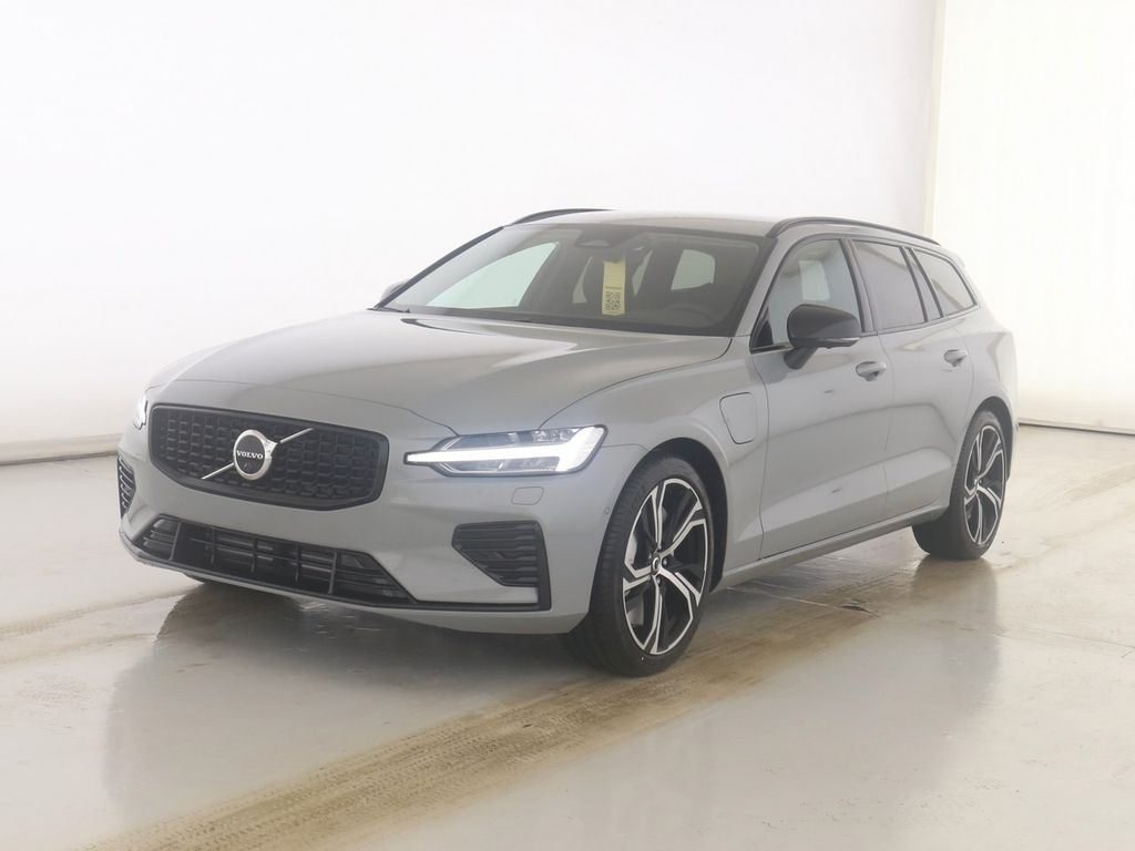 Volvo V60 2025