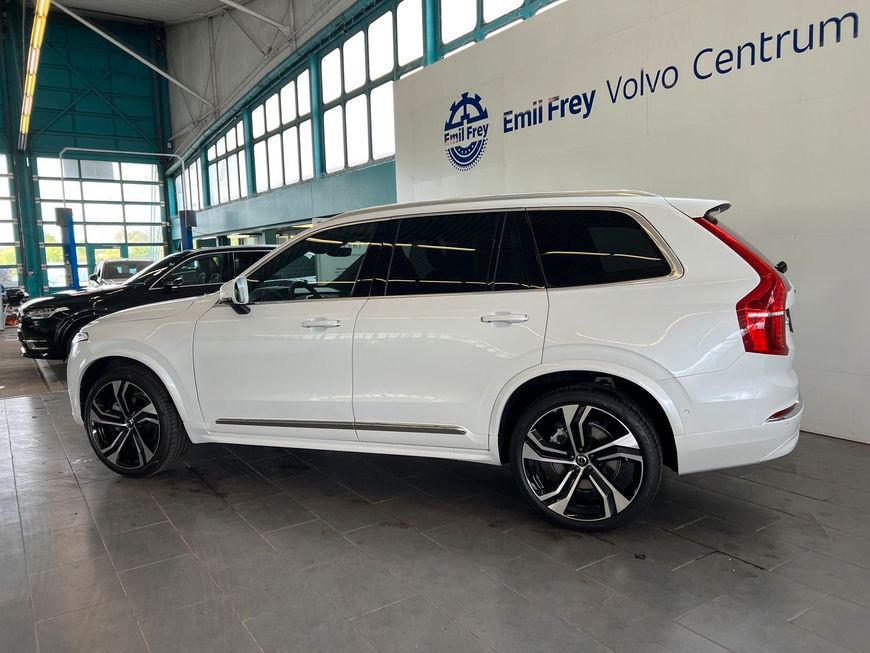 Volvo XC90 2023