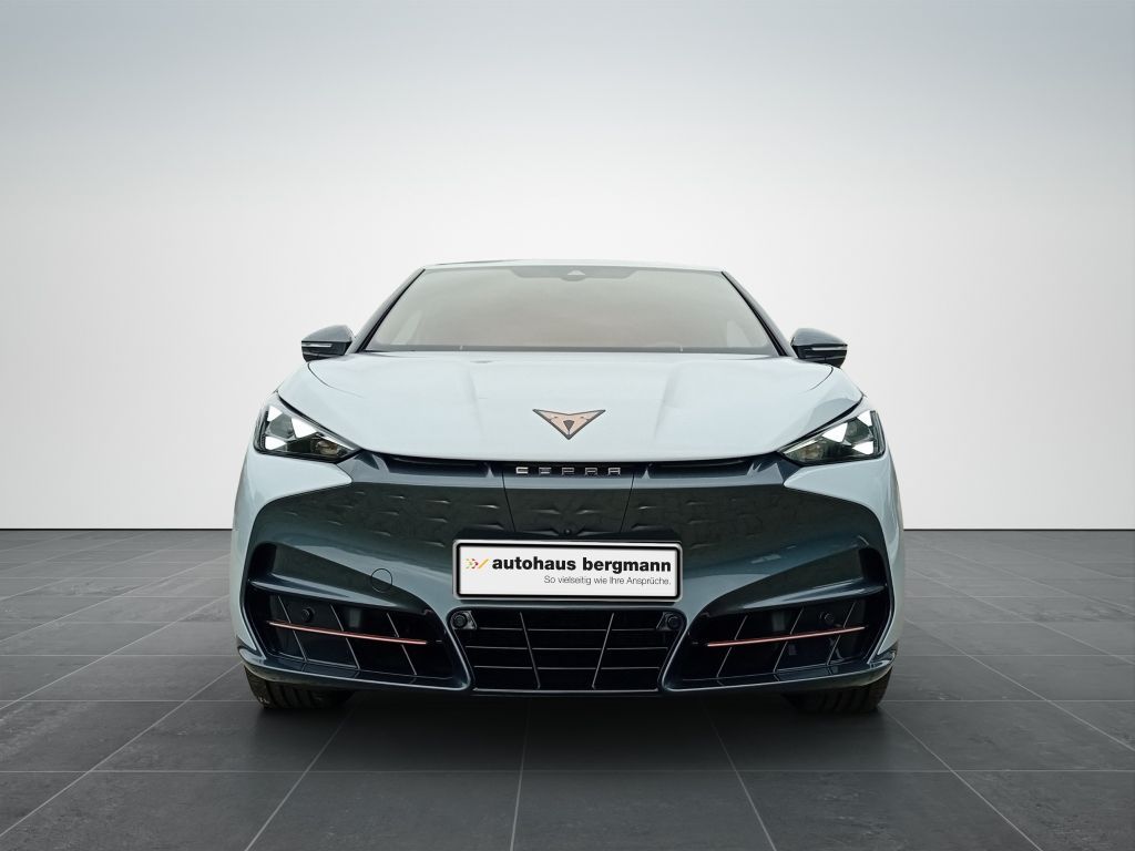 Cupra Tavascan 2025